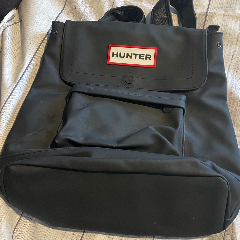 Hunter Black Women's Backpack with Red Logo